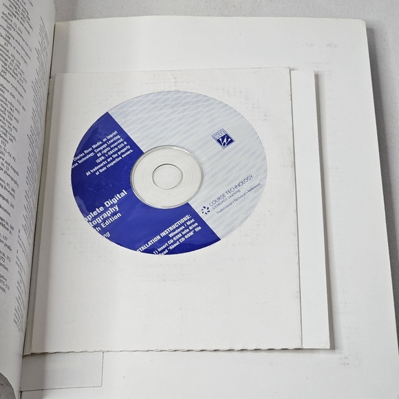 Complete Digital Photography Softcover Book Ben Long 4th Edition Includes CD ROM - Picture 14 of 16